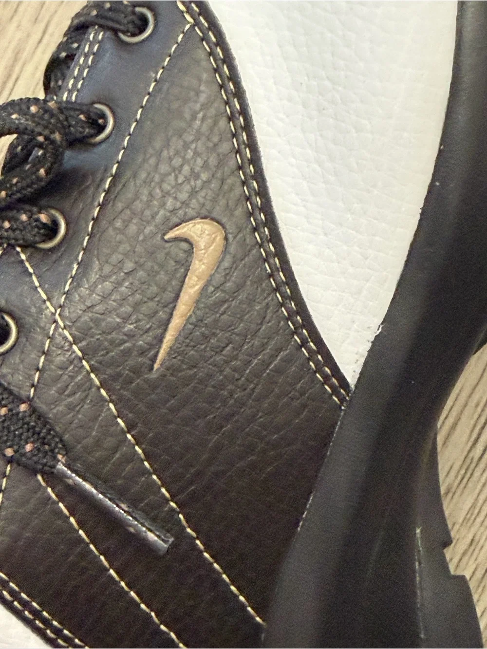 Nike Youth Golf Performance Saddle Shoes — BRAND NEW!